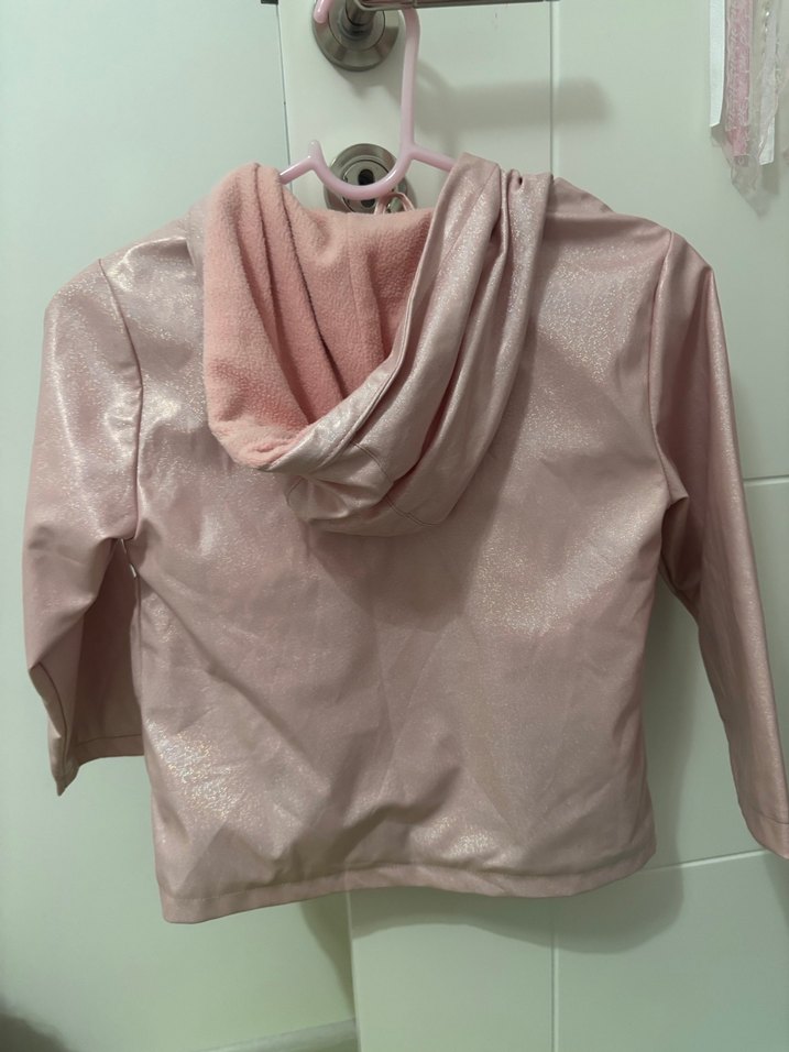 Parlak Pembe Kız Çocuk Yağmurluk - Görsel 3