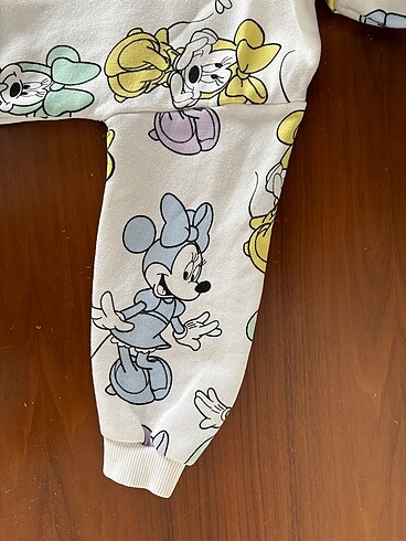 Zara 3-4 yaş Disney serisi kız çocuk sweatshirt - Görsel 6