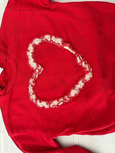 LC Waikiki Lc Waikiki Kırmızı Kalpli Sweat