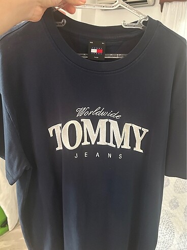 Tommy hilfiger tişört