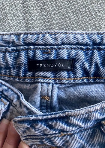 Trendyol & Milla Kadın Mavi Düğmeli Denim Pantolon