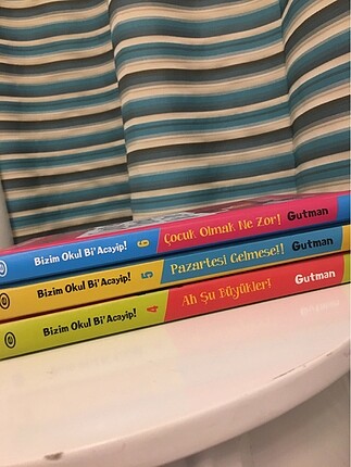 bizim okul bi? acayip serisi 3 kitap