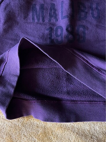 kısa kollu göbeğin üstünde sweat - Görsel 2