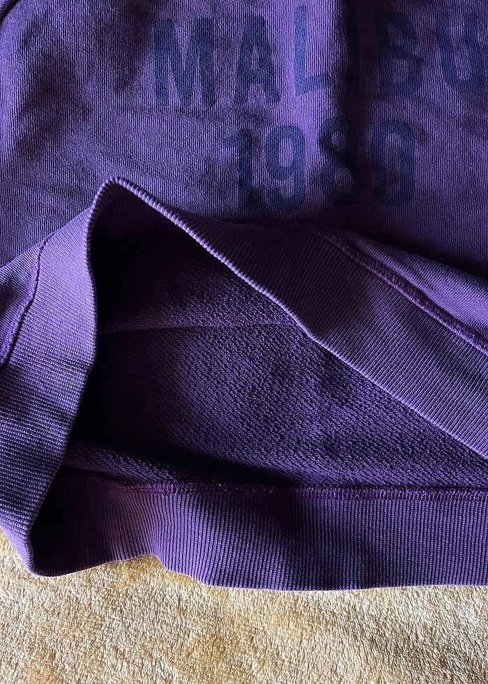 kısa kollu göbeğin üstünde sweat - Görsel 2