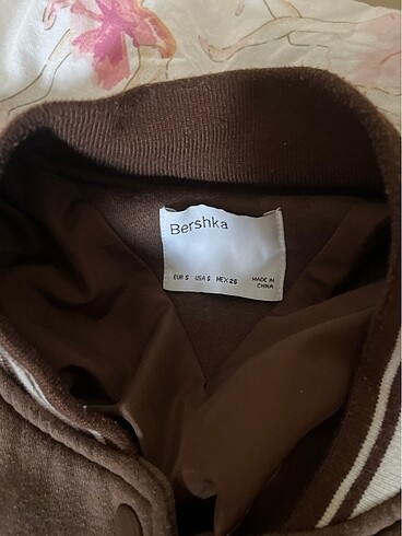 s Beden çeşitli Renk bershka kolej ceketi