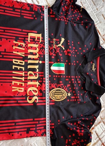 A.C Milan 2022-2023 Sezonu Forma. 