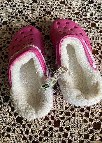 Pembe Peluş Astarlı Terlik - Görsel 2