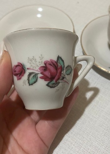 Pastel Desenli Beyaz Porselen Fincan Takımı - Görsel 3