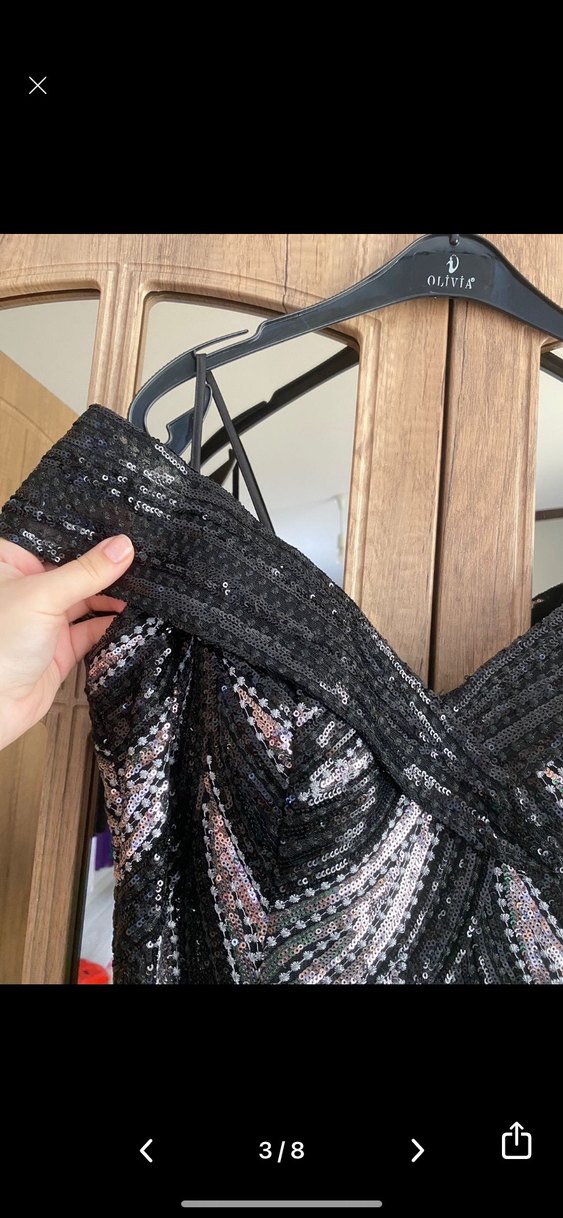 V Yaka Siyah Desenli Uzun Abiye Elbise - Görsel 3