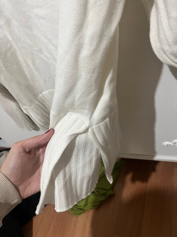 Beyaz Kadın Boğazlı Triko Kazak - Görsel 3