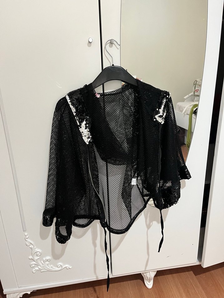 Siyah Pul Detaylı Kadın hırka - Görsel 3