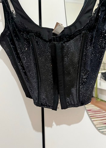 Dantel Detaylı Siyah Gotik Mini Büstiyer - Görsel 5