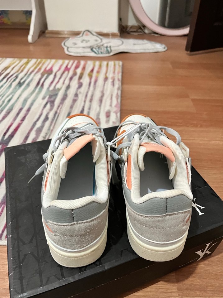 Adidas spor ayakkabı - Görsel 3