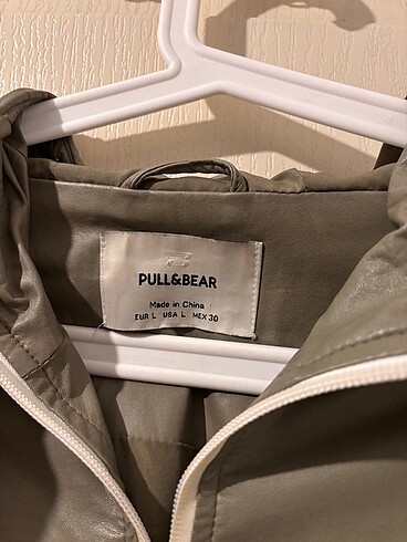 Pull and bear yağmurluk - Görsel 5