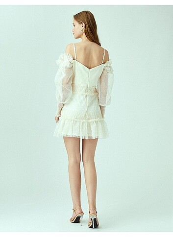 Tüllü uzun kollu kısa elbise Zeynep Tosun tasarım elbise - Görsel 5