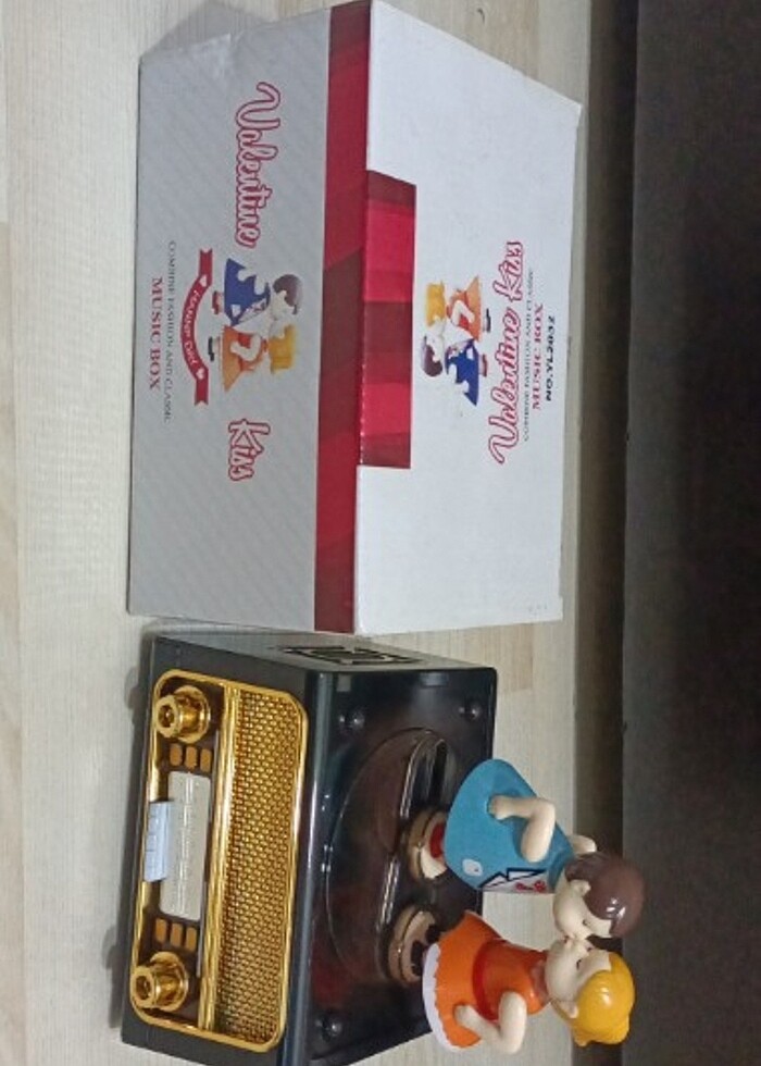 Radyo şeklinde Müzik Kutusu  - Görsel 2