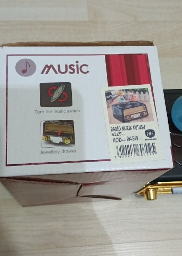 Radyo şeklinde Müzik Kutusu  - Görsel 4