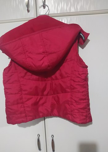 Kırmızı Fermuarlı Yelek - Görsel 3