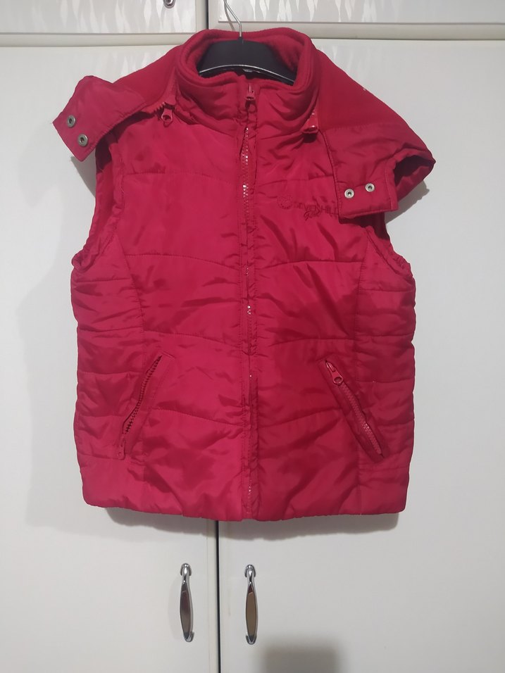 Kırmızı Fermuarlı Yelek - Görsel 2