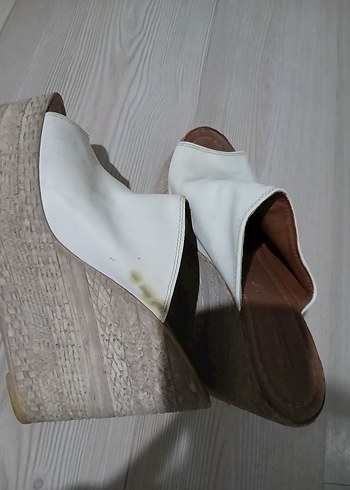 Zara Beyaz Deri Kadın Dolgu Topuklu Ayakkabı