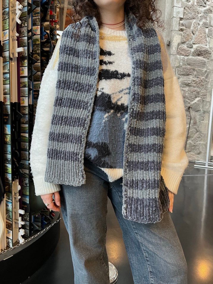 Gri Örgü Kadın Şal - Görsel 2