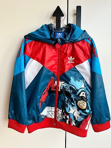 Adidas yağmurluk