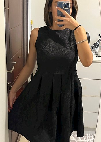 Quzu Siyah Parlak Midi Abiye Elbise - Görsel 2