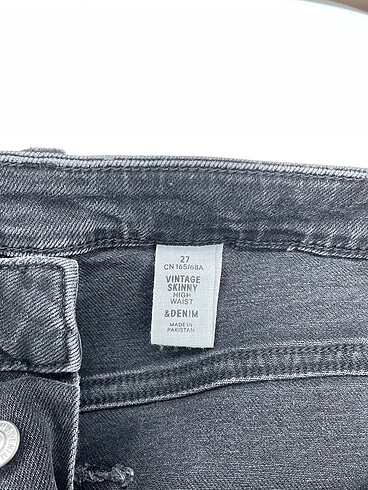 27 Beden çeşitli Renk H&M Jean / Kot %70 İndirimli.