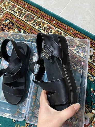 Flo Ayakkabı Sandalet