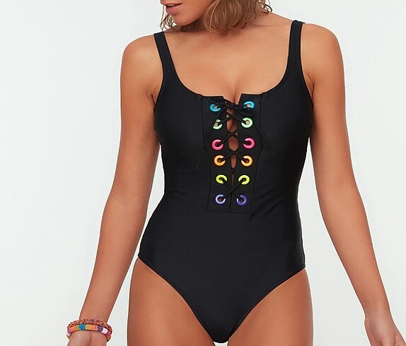 Mayo Bikini