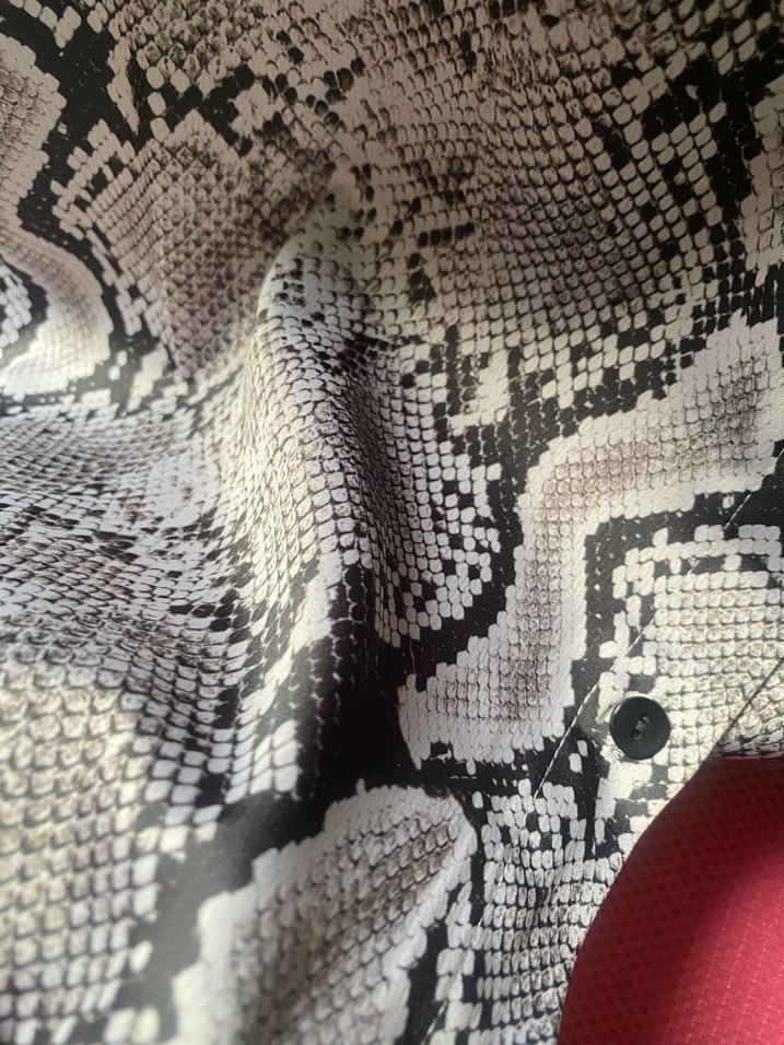 Yılan Desenli Gri saten kışlık gömlek - Görsel 3
