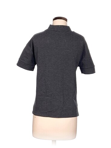 m Beden Zara T-shirt %70 İndirimli.