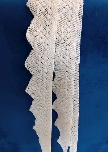 El Yapımı Beyaz Dantel Şerit - Görsel 2