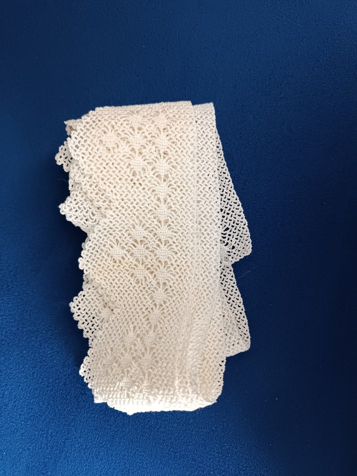 El Yapımı Beyaz Dantel Şerit - Görsel 3