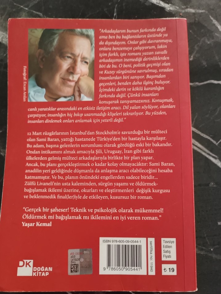 Bir Kedi, Bir Adam, Bir Ölüm - Livaneli - Görsel 3