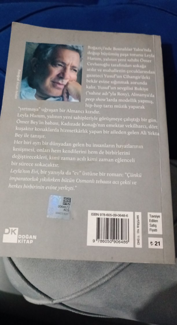 Leyla'nın Evi - 90. Baskı Roman - Görsel 2