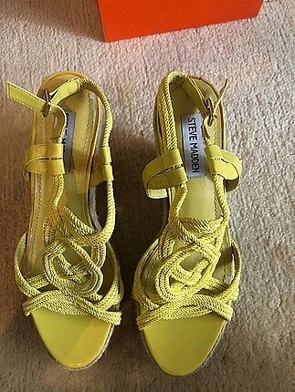 Steve madden