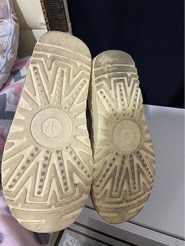 37 Beden Bayan ugg