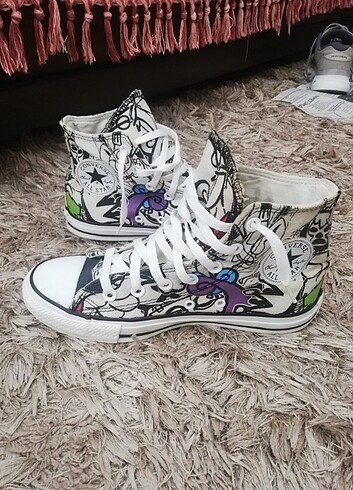 Converse 39 numara 