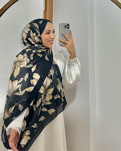Pierre Cardin Çiçekli şal