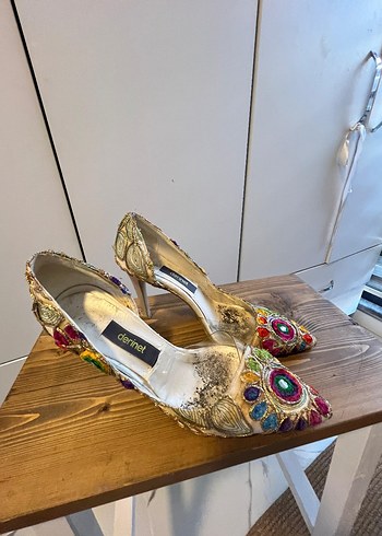 39 Beden Boncuk İşlemeli Çok Renkli Yılan Desenli Stiletto