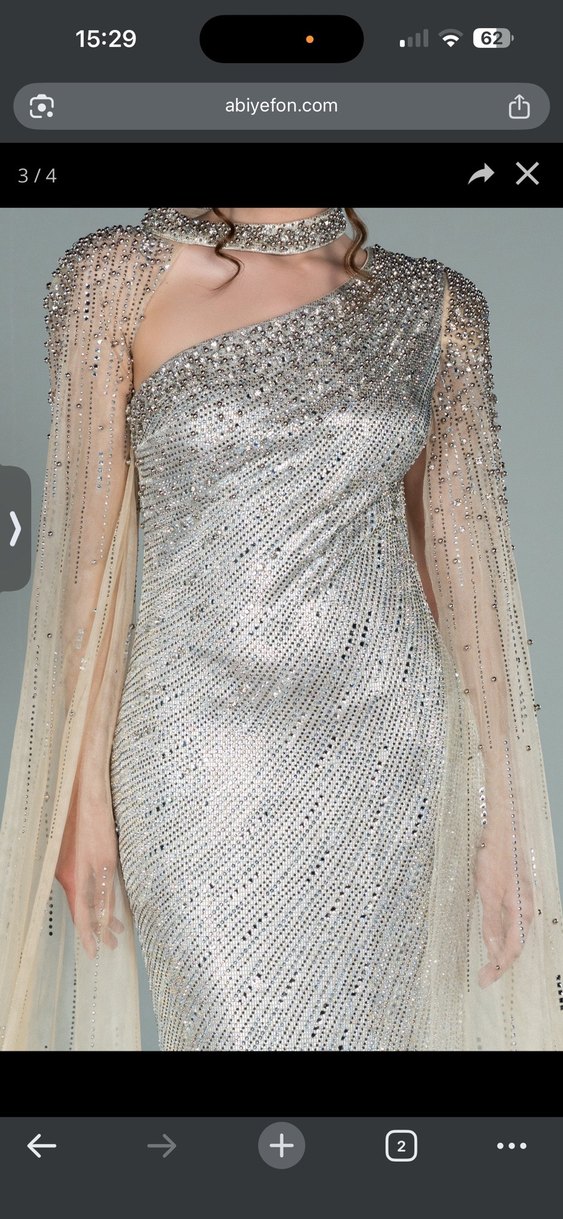 Beyaz İşlemeli Uzun Abiye Elbise - Görsel 3