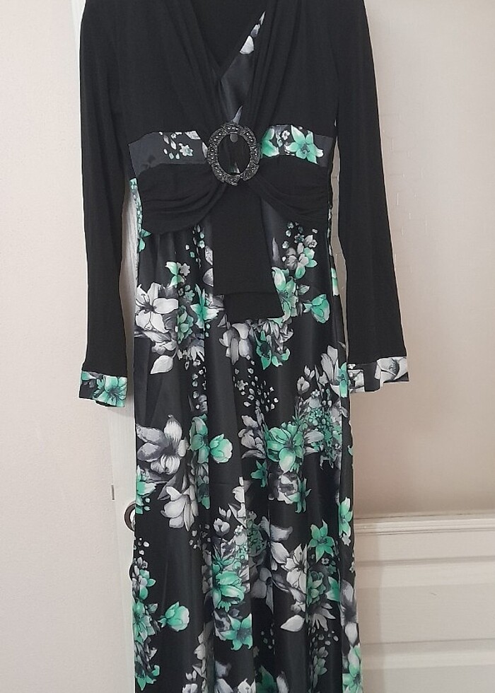 Tesettür Elbise çiçek desenli - Görsel 2