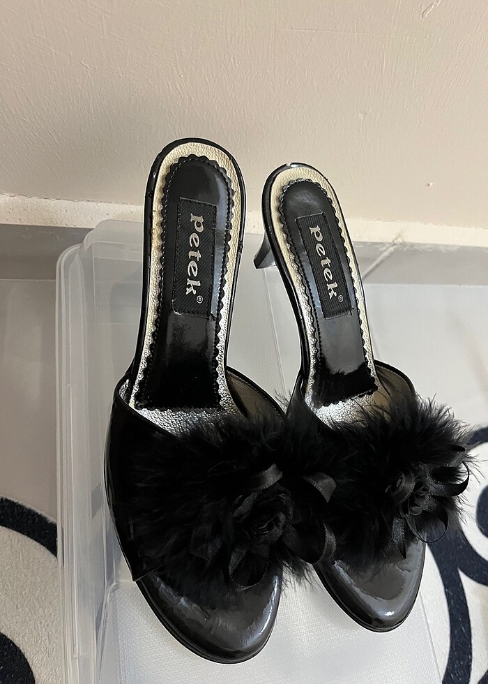 Tüylü bohça terliği - Görsel 2