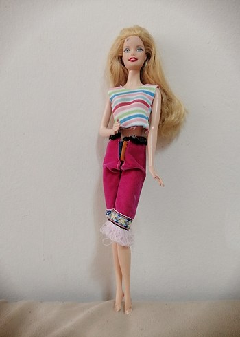 Barbie Yılbaşı bebeği Mattel