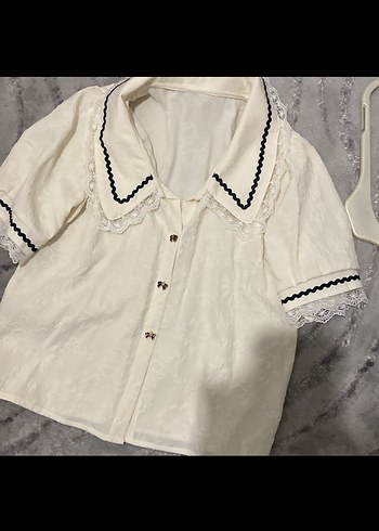 Düğmeli Beyaz Kadın Kısa Kollu Gömlek vinyeç model - Görsel 3