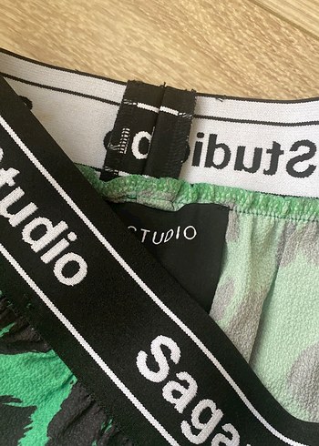 SagazaStudio Yeşil Baskılı Fırfırlı Mini Etek - Görsel 2