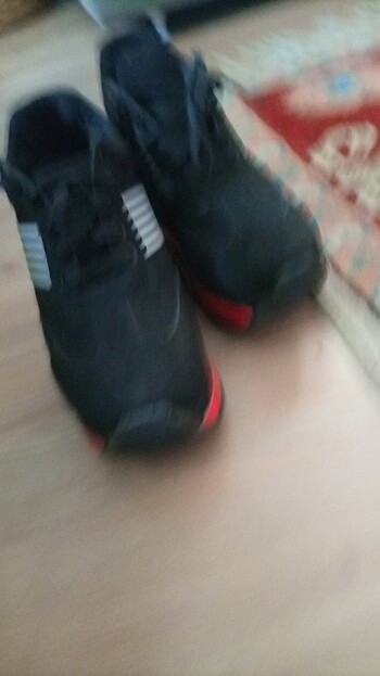 36 Beden siyah Renk Yeni ayarında bir iki kere gelmiş topuklu spor ayakkabı çok şık
