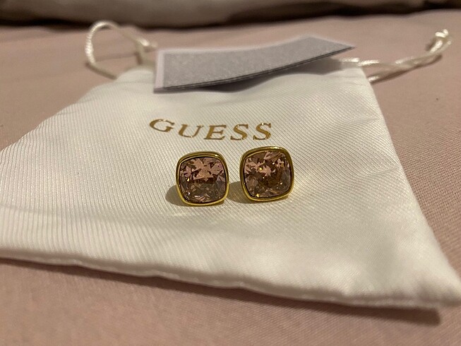 Guess küpe orijinal sıfır ürün