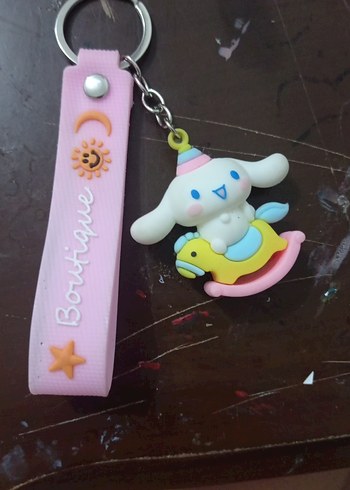 Hello Kitty Pembe Cinnamoroll anahtarlık